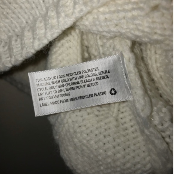 Wild Fable NWT Pointelle Knit Pullover Sweater in White Medium - Picture 3 of 3
